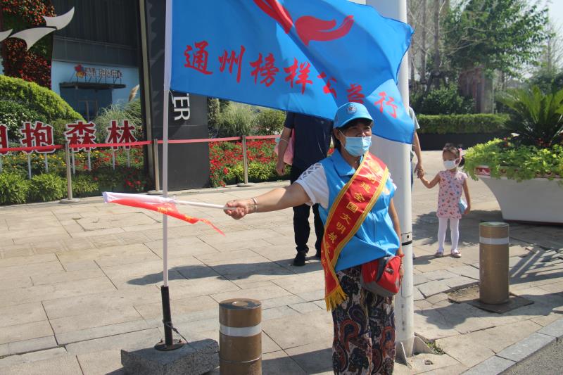 <strong>美女扣逼私密直播网站</strong>